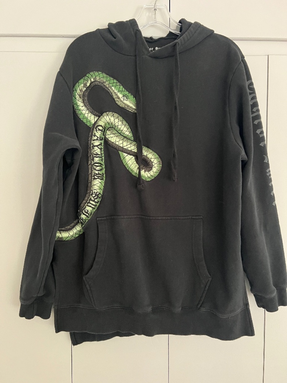 Official 2017 Taylor Swift Reputation Tour Embroidered Snake Hoodie Sweatshirt